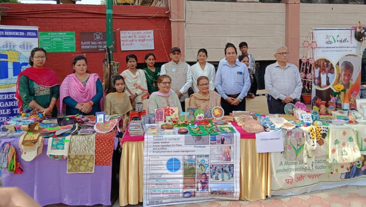 An exhibition of goods prepared by the students was held